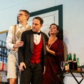 Satirična priča o društvu koje se izgubilo u površnosti, lažima, manipulacijama: Večeras premijera „Ode radosti“ u Ateljeu 212…
