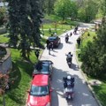 Novosadski motoraši obradovali mališane u "Dečijem selu": Uskršnja jaja i motori obradovali decu (video)