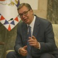 Vučić ničim izazvan ponižavao predstavnika FSS i Partizan u selu iz kog vuče korene: Predsednik opet insistira na podeli u…