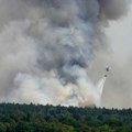 Apokaliptični prizori požara u Deliblatskoj peščari: Stigla i Vojska Srbije, nebo se ne vidi od dima (foto)