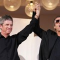 Došli na Lido, ali izbegli konferenciju za novinare: Braća Galager na premijeri dokumentarca o grupi "Oasis" u Veneciji