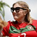 Ronaldova majka: "Ne cene ga dovoljno, ovo nije zaslužio!"