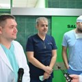 Operišu i najteže dijagnoze: U lozničkoj bolnici izuzetno cene pomoć docenta dr Dušana Veličkovića iz KCS u Beogradu