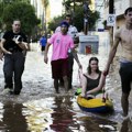 Катастрофалне поплаве у Бразилу: Погинуло најмање 85 људи, 150.000 расељено