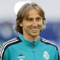 Luka Modrić posle produžetka ugovora sa klubom iz Madrida: Nadam se da ću postati najtrofejniji igrač u istoriji Reala