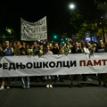 BLOG UŽIVO „Ko je kriv što Sara Firić danas neće poći u školu“: Emotivne poruke iz komemorativnih šetnji u Novom Sadu i…