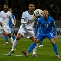 Tzv. Kosovo šokiralo Švedsku - kiks Francuske na Islandu - još jedna nula Slovenije