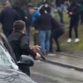 Potegao pištolj - sve snimljeno: Tuča i sukobi u Bajinoj bašti - policija će morati da zavrne rukave! (video)