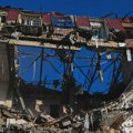 Русија извела баражни напад дроновима и ракетама на Украјину док се дугометни напади појачавају