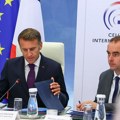 Šta se dešava u kabinetu premijera? Dva samoubistva, dva pokušaja samoubistva i jedna sumnjiva smrt