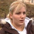 Srpski vojnik pronašao bebu u spaljenoj kući: 16 godina kasnije svoje ime zatekla na spomeniku nestalih tokom rata u BiH