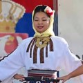 Mala Kineskinja porasla, ali i dalje "veze" u srpskim opančićima! Ovo je Eli, devojčica iz Kine, koja nas podseća koliko je…