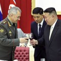 Kim Džong Un i Šojgu razgovarali o saradnji u oblasti odbrane i bezbednosti (foto/video)