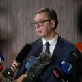 Ovo je predsednik Srbije? Rastrzani i besni Vučić obračunavao se sa novinarima, napadao opoziciju i branio Radoičićevu…