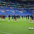 "Orlovi" osetili travu na stadionu u Gelzenkirhenu: Sve je spremno za meč godine protiv Engleza! (galerija)