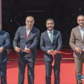 Ministar unutrašnje i spoljne trgovine Tomislav Momirović i gradonačelnik na svečanom otvaranju DTL Persu distributivnog…