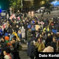 Hiljade ljudi na protestu u Tbilisiju zbog 'ukradenih izbora' u Gruziji