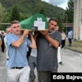 У Поточарима изнесени табути са посмртним остацима жртава сребреничког геноцида