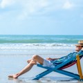 Drama na plaži Ostavila muža da drema na ležaljci pored vode - kad se vratila posle par sati imala je šta da vidi