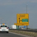 Vozači, da znate: Pojačan je saobraćaj na putevima, na granicama trenutno bez zadržavanja