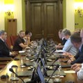 Starović: Suočavamo se sa zamorom od evrointegracija; opozicija: Beograd zaglavljen na putu ka EU
