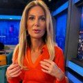 Svi gledaju dekolte! Voditeljka RTS-a šokirala provokativnim izdanjem, ovakvu je do sada nismo videli (foto)