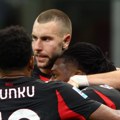 Gol Pavlovića: Srbin u stilu rasnih napadača matirao Svilara za prednost Milana!