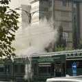 Grom pogodio tramvaj: putnici evakuisani, nema povređenih