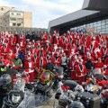 FOTO: Moto Deda Mrazovi daruju male Novosađane