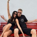 Za četiri noći 67 hiljada dinara, Aleksandar Radojičić sa prelepom Turkinjom uživa za sve pare na Fruškaću