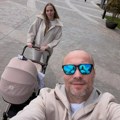 Iskeširao bogatstvo za dečja kolica! Aca Sofronijević izveo ćerku Taru i ženu u šetnju, prizor srećne porodice oduševio "Moj…
