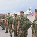 Zamenjen kontigent Vojske Srbije u mirovnoj misiji u Libanu, na aerodromu u Nišu minut ćutanja