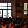 Tokom intervencije policije na uklanjanju blokada privedeno 79 osoba, incidenti u više gradova u Srbiji