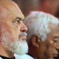 Cirkus u Albaniji Bot postao član kabineta Edija Rame
