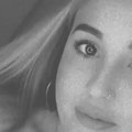 Ану и њеног сина избо бивши дечко: Стравично убиство у сред бела дана: Мајка преминула на лицу места, полиција трага за убицом…