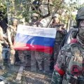 Rusi na 23 kilometara od harkova: Pripadnici 1. tenkovske armije podigli zastavu u Kotljarovki (video)