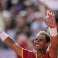 Nadal se zahvalio i na srpskom jeziku, a ovako su se Novak, Federer i turniri oprostili od njega