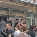 Studenti u blokadi i dalje blokiraju sud u Novom Sadu