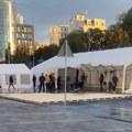 U Ćacilendu se postavljaju novi šatori