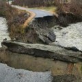 Nerealne scene iz Crne Gore: Reka odnela više od 1,5 kilometara puta kod Mojkovca