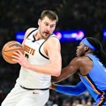 Tripl-dabl Jokića u porazu Denvera od Oklahome