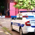 (Foto) Brat ubio sestru mačetom, pa sebi prerezao vrat. Prve slike nakon zločina na Bežanijskoj kosi, otkriveni šokantni…