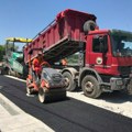 Obustava saobraćaja zbog asfaltiranja puta Sremska Mitrovica – Manđelos