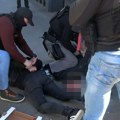 VIDEO Dramatičan snimak hapšenja provalnika u Beogradu: Iz stana na Vračaru ukrali novac i nakit