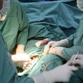 Uklonjen najveći tumor u Evropi: Pacijentkinji iz Rumunije uklonjena neoplazma štitaste žlezde, teška 1.580 grama