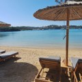Novi zakon je glavna tema na grčkim plažama, a evo kakva je sad situacija s cenama ležaljki