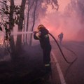 Šumski požar bjesni blizu Atine, evakuirana naselja i bolnice