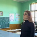 (Video): Jovana je obišla napuštenu školu u svom selu, od snimka suze same kreću: Od đaka ostale samo slike njihovih…