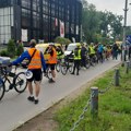 Studenti i srednjoškolci na biciklima krenuli iz Novog Sada ka Loznici (FOTO, VIDEO)
