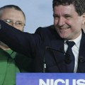 U Rumuniji prebrojano 73 odsto biračkih listića, vodi Nikušor Dan